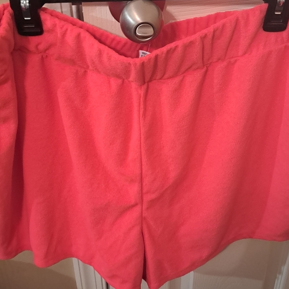 Juicy Couture Women's shorts NWT - Picture 5 of 6